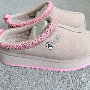 UGG  Light Pink Platform Slip-On Clog